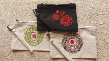 Handheld purses